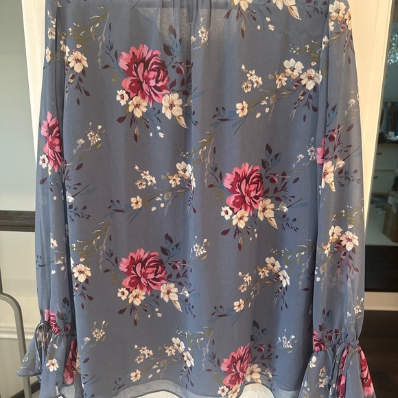 White House Black Market Floral Bell Sleeve Blouse Size 12 - Picture 5 of 6